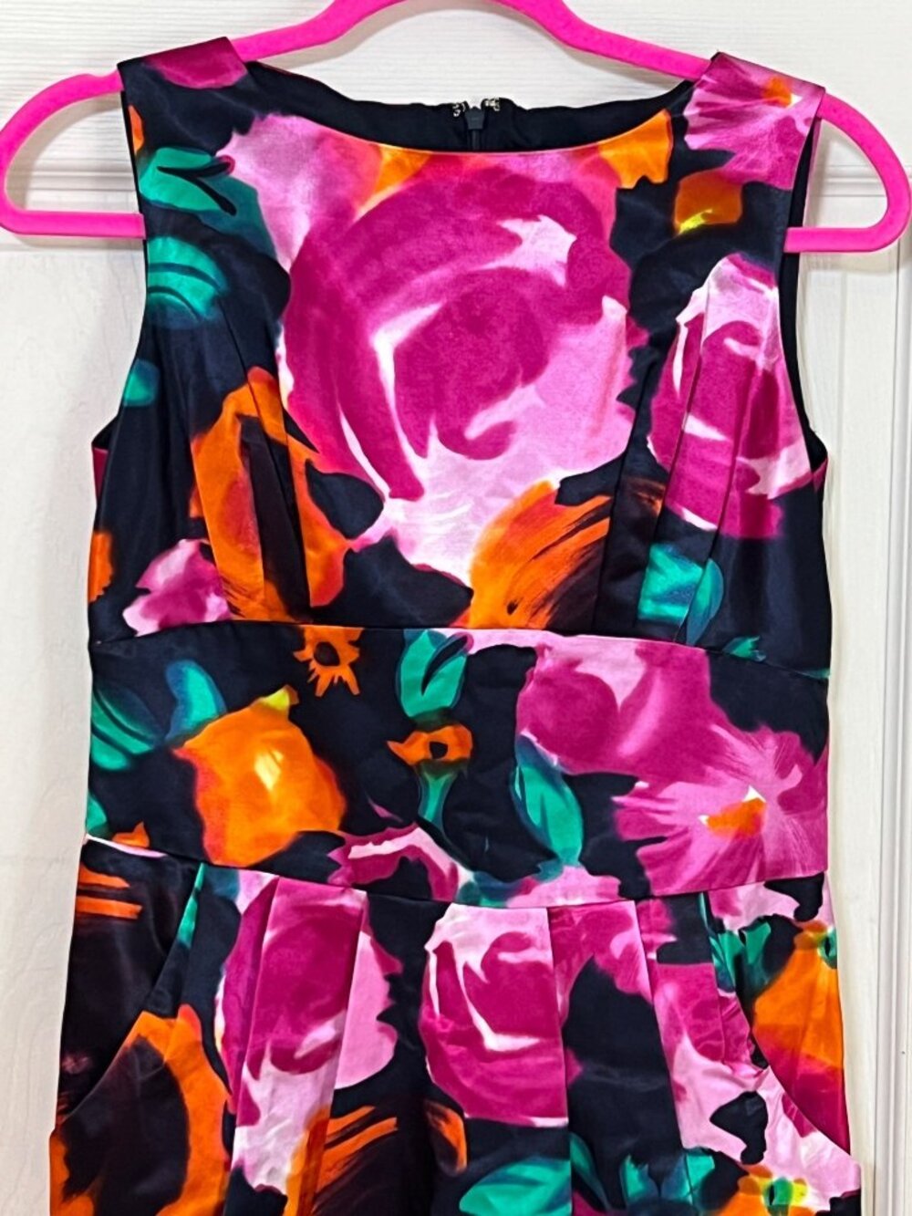 St. John Floral Dress Watercolor Sleeveless Pencil Sheath Lined Silk Pockets 6 - Picture 3 of 14